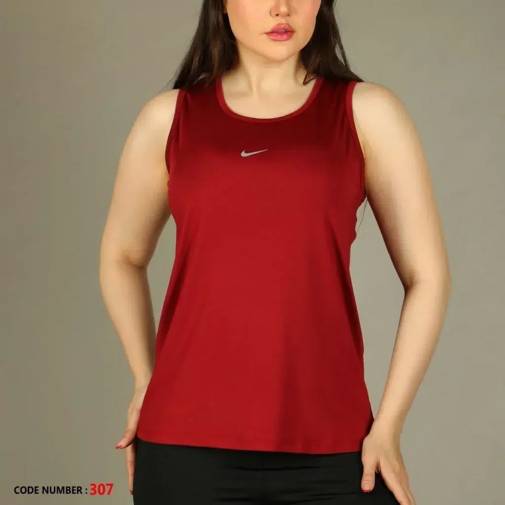 تاپ ورزشی زنانه پروانه ای کد 307 تن پوش بدون سانسور رنگ زرشکی نمای جلو برند نایک دو بندی زنانه