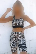 ست شلوارک و نیم تنه ورزشی زنانه طرح پلنگی