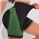 شورتک ورزشی زنانه طرح دار سیملس پشت چین دار وارداتی