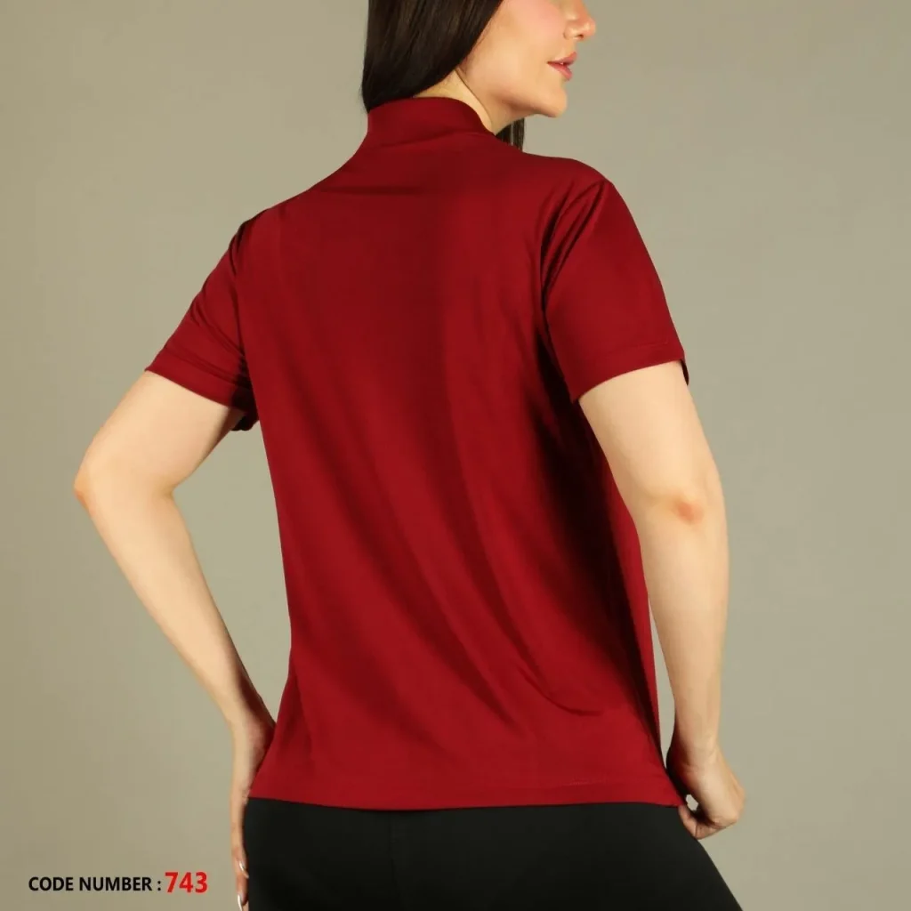 تیشرت جلو زیپ دار زنانه زیپر zipper کد 743 رنگ زرشکی نمای پشت لباس